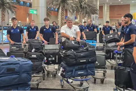 بقائمة تضم 21 لاعبا.. أوكلاند سيتي يصل القاهرة لمواجهة بيراميدز في إنتركونتيننتال